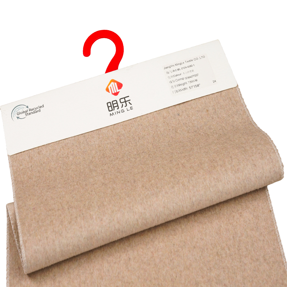 50% gyapjú, 40% poliészter, 10% egyéb szál, 720 G/M, babpaszta színű, vastag kétoldalas gyapjúszövet, ML-0124-4382-1