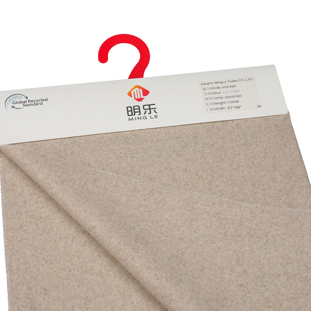 50% gyapjú, 40% poliészter, 10% egyéb szál, 770 G/M, Natural Light Bean paszta, Twill Melton szövet, ML-0124-4425