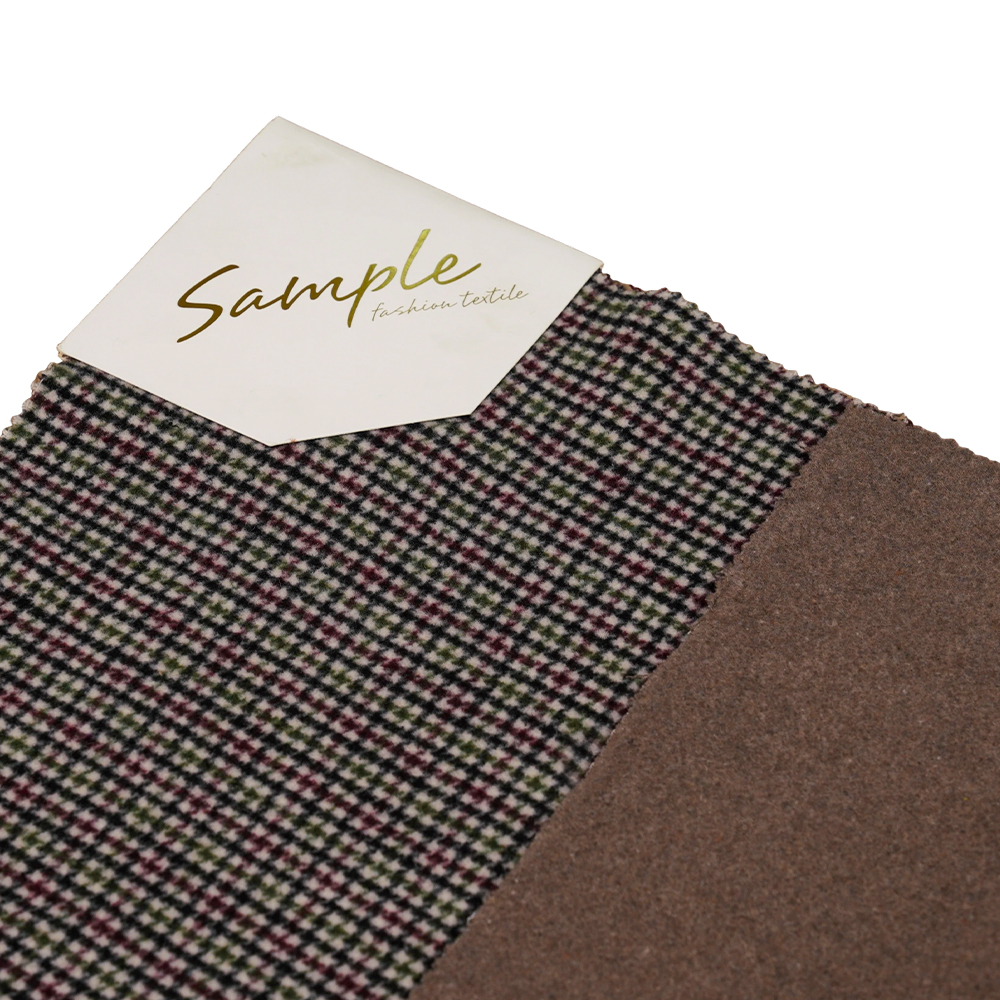 20% gyapjú, 70% poliészter, 10% egyéb szál, 800 G/M, színellenőrzés, kétoldalas bársonyszövet, ML-4400-3