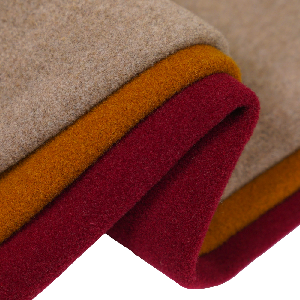 50% gyapjú, 50% egyéb szál, 750 G/M, sárga teve, bársonyszövet, ML-DALAN-D