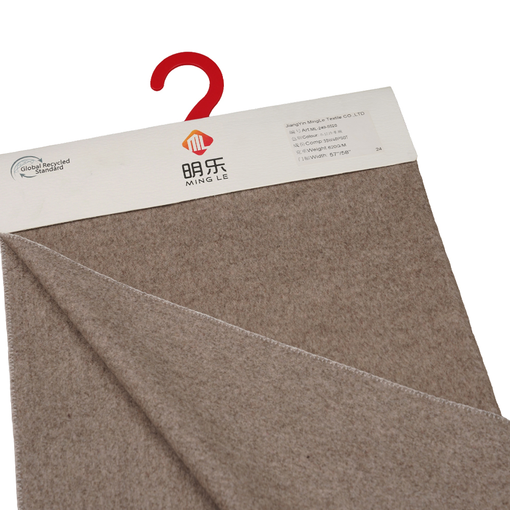 55% gyapjú, 40% poliészter, 5% egyéb szál, 620 G/M, babpaszta, egyoldali bevonat, ML-249-5520 szövet